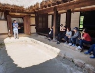 [S포토] 김유정 문학촌, 31편 단편소설 중 12편 농촌 소설 배경 되는 곳~ (춘천 팸투어)
