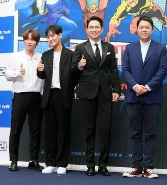 [S포토] 케이윌-강타-장성규-김구라, '히어러들 옆에서 다소곳한 빌런 구라노스' (슈퍼히어러)