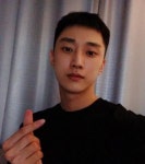 B1A4 출신 진영, 오늘(20일) 입소... 까까머리 셀카 공개