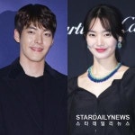 김우빈, 연인 신민아에게 커피차 선물 