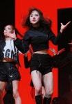 [S포토] 이달의소녀 희진, '쏘왓!'
