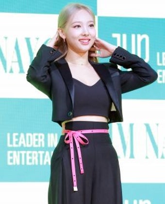 [S포토] 트와이스 나연, '머리를 넘기며'