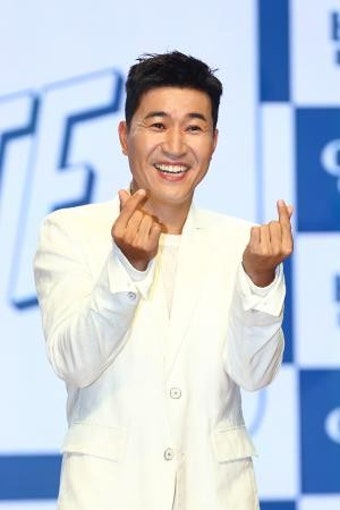 [S포토] 코요태 김종민, '환한 미소~' (쇼케이스)