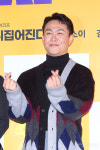 [S포토] 오정세, 스윗한 손하트~ (스위치)