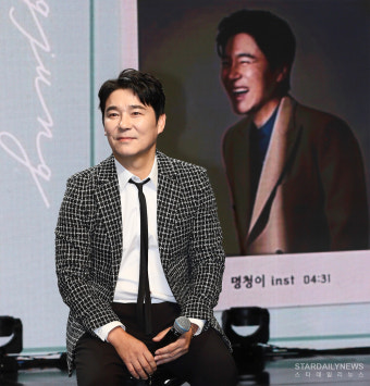 [S포토] '질문에 집중하는 임창정~' (쇼케이스)