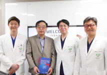 참포도나무병원, 양방향척추내시경수술 해외 의료진 참관 프로그램 진행