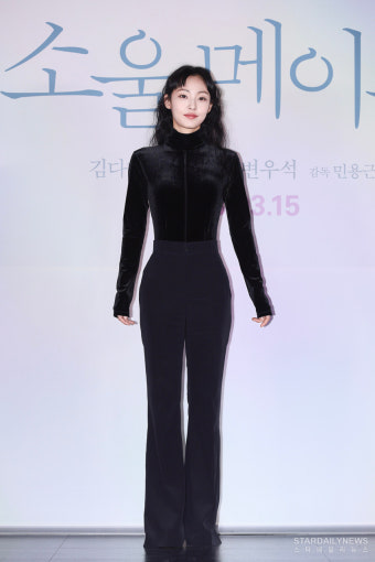 [S포토] 전소니, '인형 각선미~' (소울메이트)
