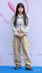 [S포토] 신스, 귀엽 (2023 F/W 서울패션위크)
