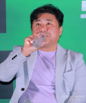 [S포토] 고창석, 물 먹는 창석 씨 (드림)