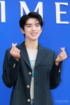 [S포토] 차준환, 미소 손하트 콤비로 여심 저격~ (타임)