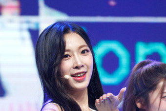 [S포토] 트리플에스 러블루션 니엔, '한도초과 미모~' (심플리케이팝 583회)