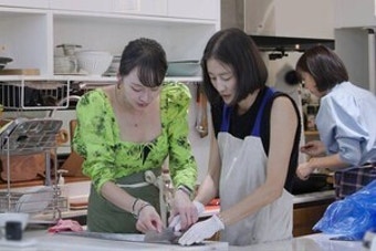 '동상이몽2' 배우 이희준이혜정 집 방송 최초 공개.. 손석구, 최우식과의 비하인드 폭로에 일동 '술렁'