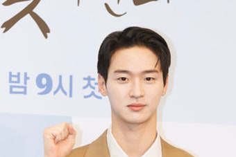 [S포토] 장동윤, '잘생김 가득~' (모래에도 꽃이 핀다)