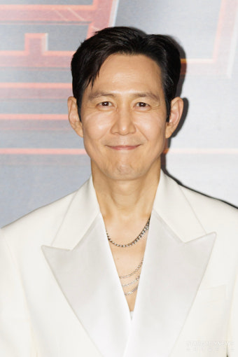 [S포토] 이정재, '마스터 솔 맡은 월드 스타~' (애콜라이트)