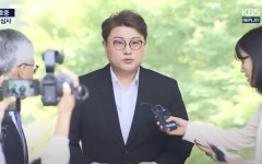 검찰, '음주 뺑소니' 혐의 가수 김호중 구속기소