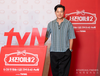 [S포토] 이서진, '사장님이 달라졌어요' (서진이네2)