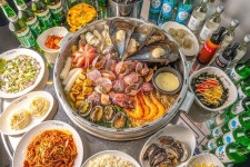 갯벌의조개, 1년 연속 월 매출 1억 돌파… 주목받는 창업아이템