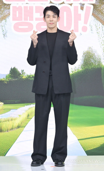 [S포토] 김사권, '하뚜하뚜' (결혼하자 맹꽁아!)
