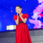 이수연, 팬사랑 담은 첫 팬미팅…노래·연주·감동 모두 꽉 채웠다