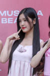 [S포토] 하츠투하츠 유하, '블링블링 볼콕~' (무신사 뷰티 페스타)