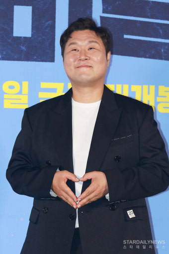 [S포토] 윤경호, '반전 귀요미~' (좀비딸)