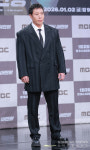 [S포토] 태원석, 피지컬킹 석정호 (판사 이한영)