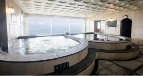 로얄앤코, 사사사와 함께 2025 올해의 사우나 어워드 제정… 사우나 문화 확산·기록 나선다