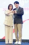 [S포토] 유호정-김승수, 사랑을 처방하는 공명정대한의원 (사랑을 처방해 드립니다)