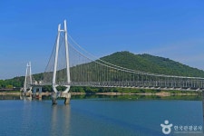 논산 가볼 만한 곳, 탑정호의 물결과 자연의 숨결이 어우러진 풍경
