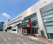 10년의 축적, 성수동 에스팩토리… 글로벌 아티스트 Ye(칸예 웨스트) BULLY 리스닝파티 개최