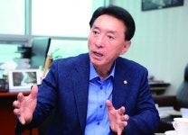 김석기 자유한국당 국회의원  