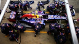  F1 레이싱, 피트스톱의 세계 