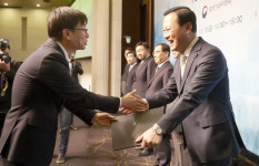 IBK기업은행, 금융 공기업 최초 소비자중심경영 인증
