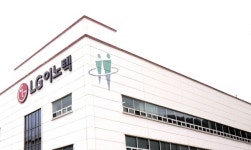 LG이노텍, 하반기 실적 확대 감안할 때 주가 하락은 제한적