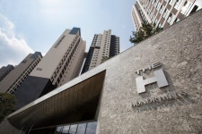 현대건설, 프리미엄 아파트 브랜드 디에이치(THE H) 1호, 첫 번째 공개