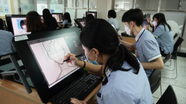 와콤, 성남금융고에 ‘와콤 신티크프로24·에르고 스탠드 구축