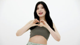 [인터뷰] AV 배우 카미키 레이 韓 내한 "한국 팬분들께 감사···많이 와주세요"