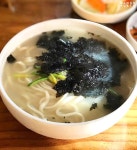 뜨끈뜨끈! 전국 이색 칼국수 맛집 8곳