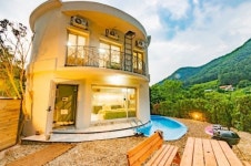 우리 가족 안심 휴가, 서울 근교 개별 수영장 펜션 BEST 5