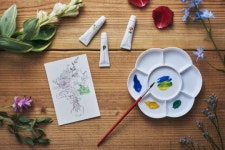 그림에서 꽃 냄새가… 자연의 향기가 나는 물감