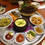 옛 감성 자극하는 뉴트로 맛집 BEST 5