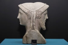 [신화가 남긴 유산] 문의 신 야누스에서 유래된 이중 인격의 대명사 야누스(Ianus, Janus)