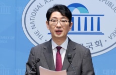 주진우 