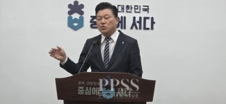 신용한 충북지사 집무실 전격 압수수색…경찰, 차명폰·불법 선거운동 정조준