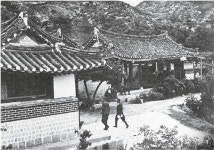 상대 굴복 강요 3년 끈 실랑이, 스탈린 사망으로 물꼬