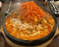 등갈비·콩나물·김치 조합···순희네를 아시나요?