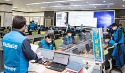 원전24시···밤낮 없고 식사는 앉은자리, 화장실도 교대로