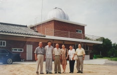 90세 천문학 대부 고물상 찾는 사연 나는 천문 수리공