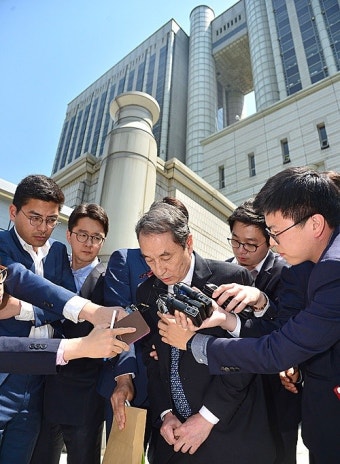 檢, 신현우 前옥시 대표 징역 20년 구형…