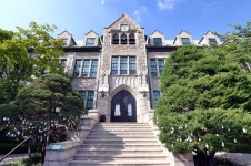 공금 유용 징계 받은 이화여대 교수, 버젓이 공공기관 이사직 꿰차…도덕성 논란 확대